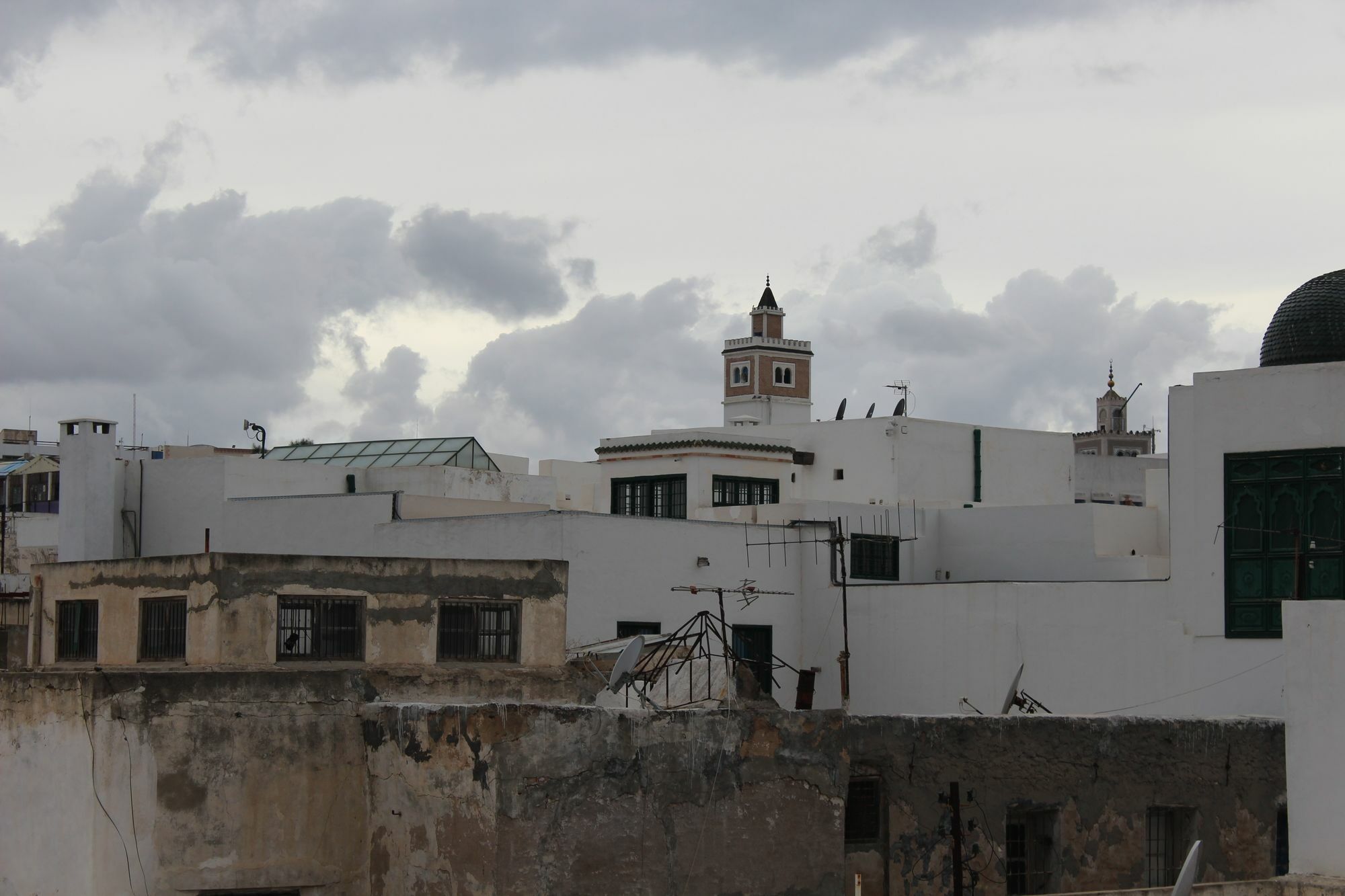 Dar Kenza Tunis Hotel Exterior photo